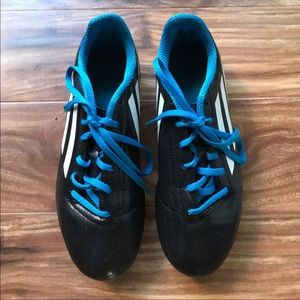 ADIDAS SOCCOR CLEATS